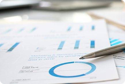 ソリューション西日本から補助金制度のアドバイスを受けて試算を行うイメージ